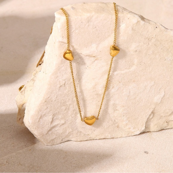 18K Gold Puffy Heart Necklace*Dainty Necklace*Minimalist Necklace*Waterproof - Picture 4 of 5